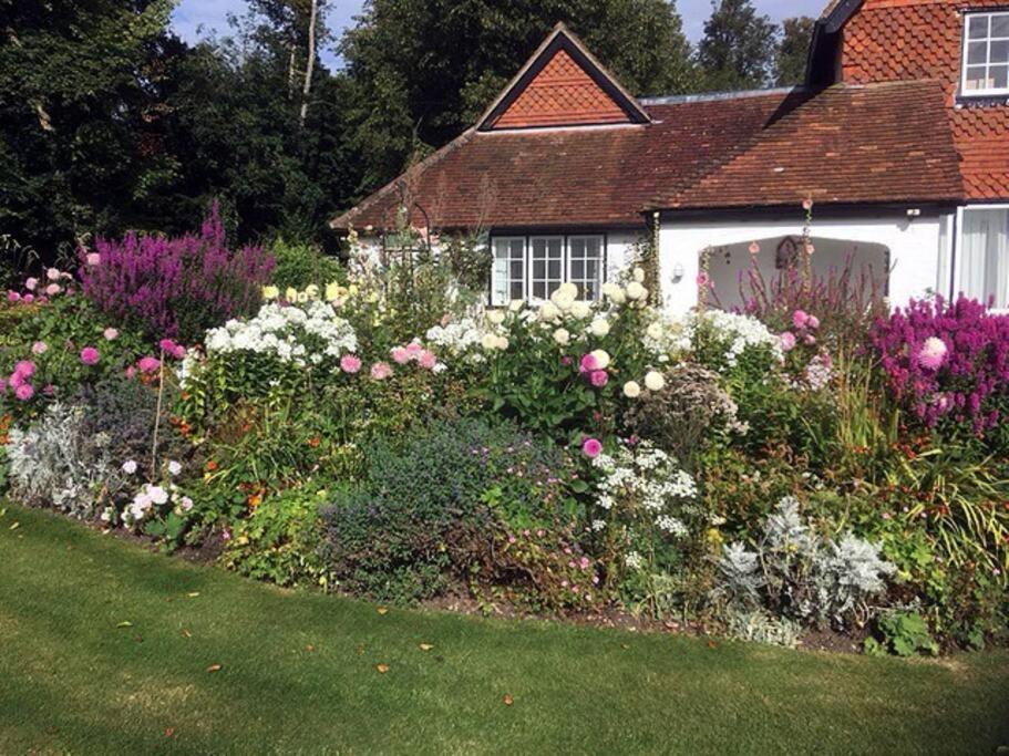 Highfield Lodge Tring Exterior photo